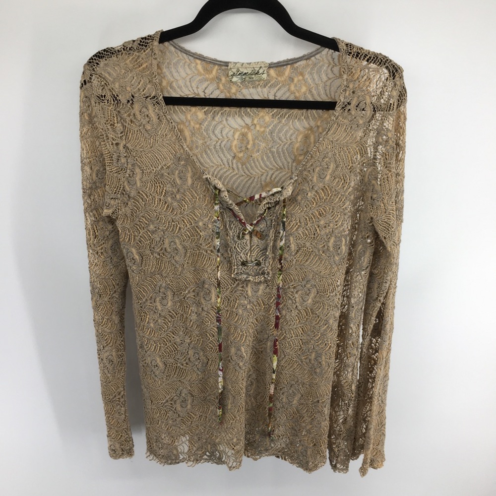 BKE Gimmicks Floral Lace Top